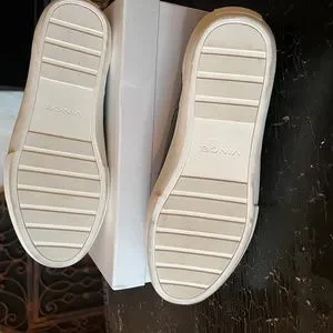 VINCE Fairfax NEW (in the box) Size 11.5 Vince | Shoes | Vince Fairfax New In The Box Size 15 | Poshmark main image 3